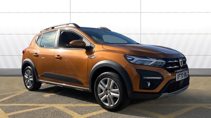 Orange Used 2022 Dacia Sandero Comfort Hatchback | £9,652 (Fair price) - Image 1/4