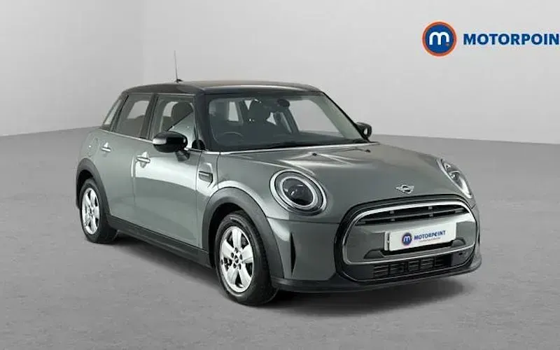 Used Mini Cooper Classic 136 HP (100 kW) 2021 Hatchback