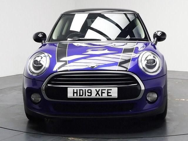 Used Mini Cooper Classic 136 HP (100 kW) 2019 Blue Hatchback