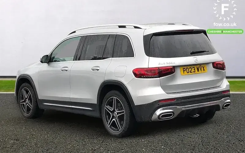 Used Mercedes GLB200 Executive 150 HP (110 kW) 2022 Silver SUV
