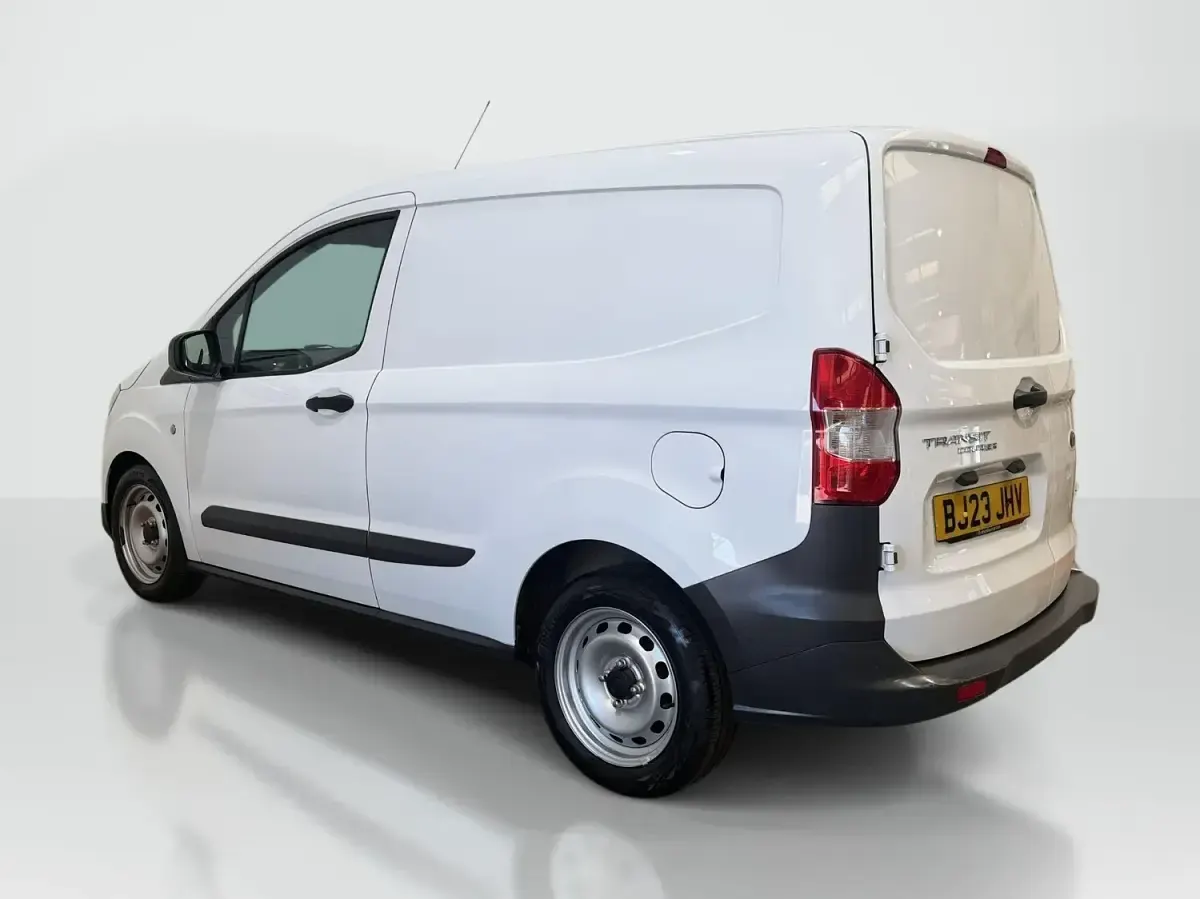 Used Ford Transit Courier S 2023 White Van