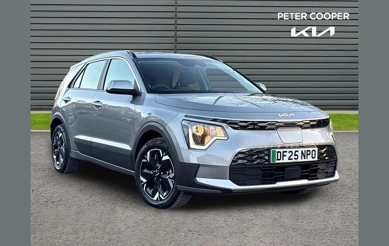 Grey Used 2025 Kia e-Niro SUV | £23,591 (Fair price) - Image 1/4
