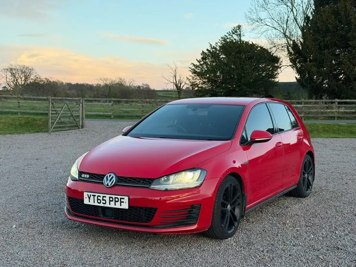 Used VW Golf VII GTD 2015 Red Hatchback