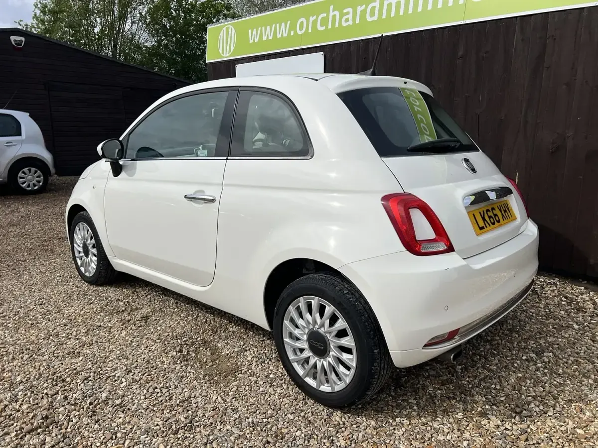 Używany Fiat 500 Lounge 69 KM (50 kW) 2016 Biały Hatchback