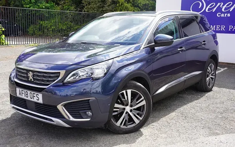 Second-hand Peugeot 5008 Allure 131 CP (96 kW) 2018 SUV