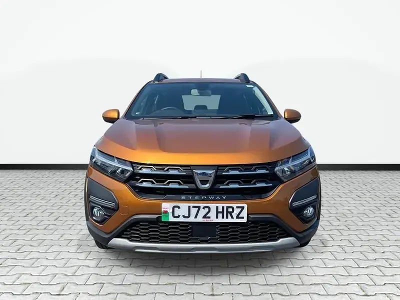 Used Dacia Sandero Comfort 90 HP (66 kW) 2023 Orange Hatchback