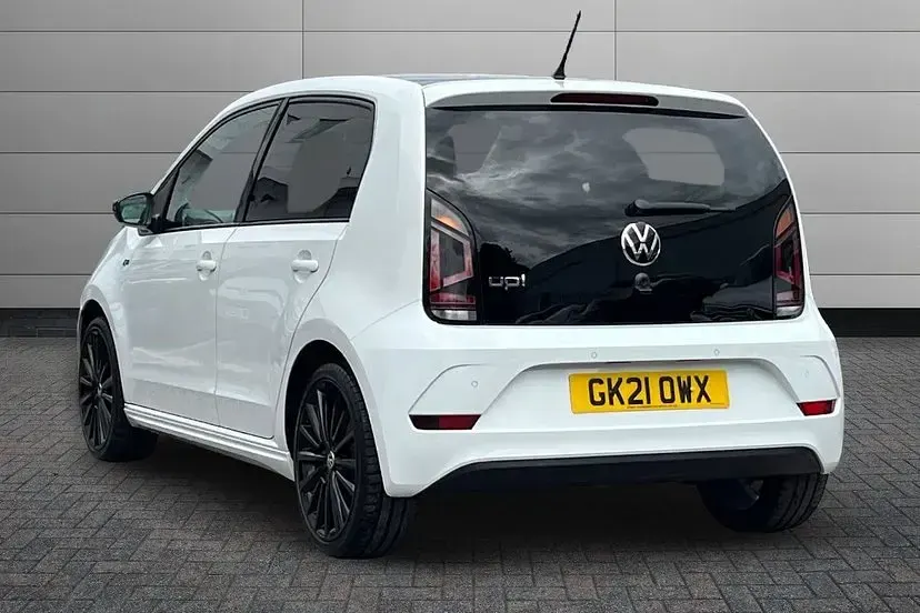 Used VW up! R-line 65 HP (47 kW) 2021 White Hatchback