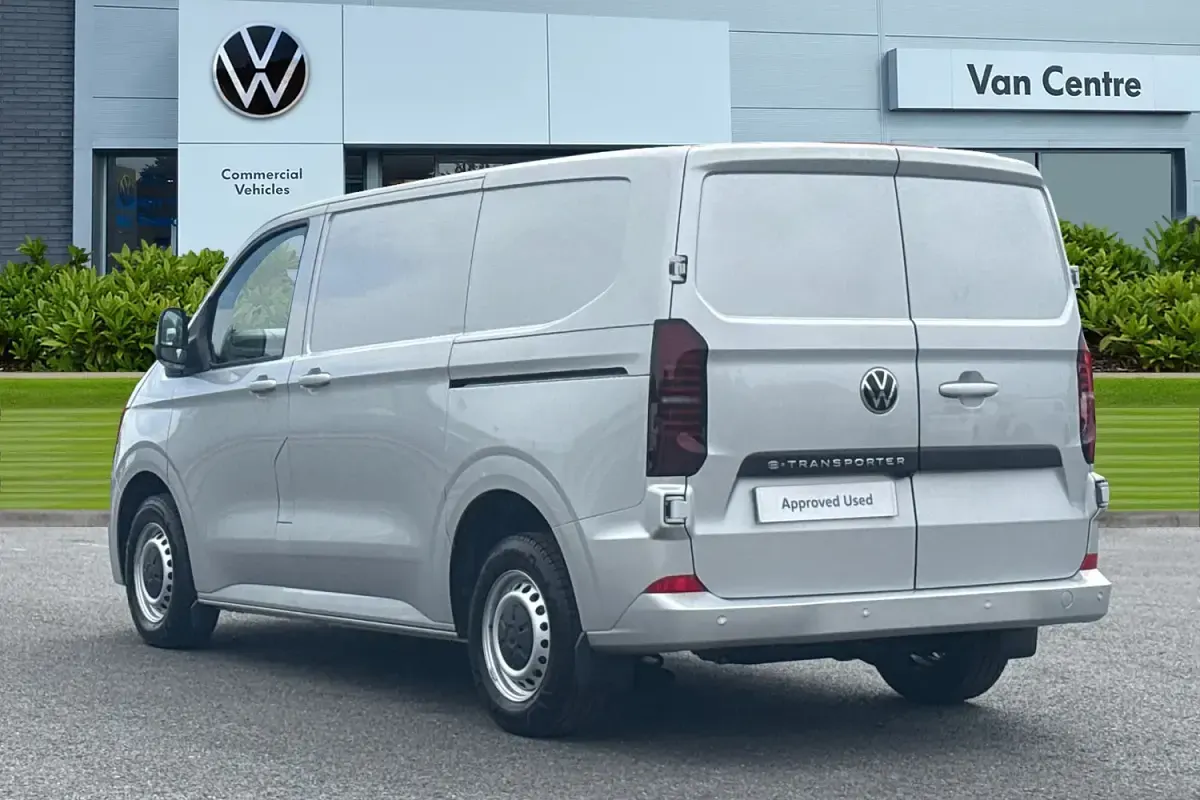 New VW T7 100 kW (136 HP) 2026 Grey Van