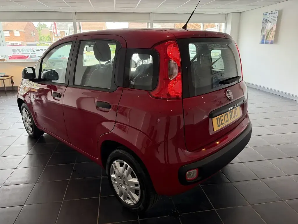 Used Fiat Panda Pop 69 HP (50 kW) 2013 Red Hatchback