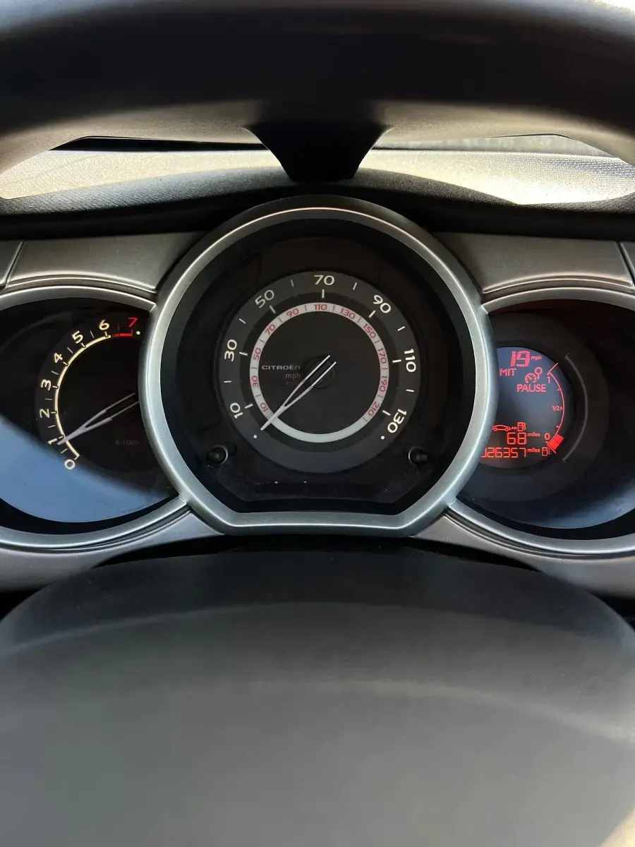 Used Citroën C3 VTR Sport 75 HP (55 kW) 2011 Grey Hatchback