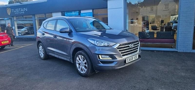 Used Hyundai Tucson SE 132 HP (97 kW) 2018 Grey SUV