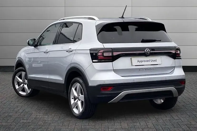 Used VW T-Cross SEL 110 HP (80 kW) 2023 Silver SUV