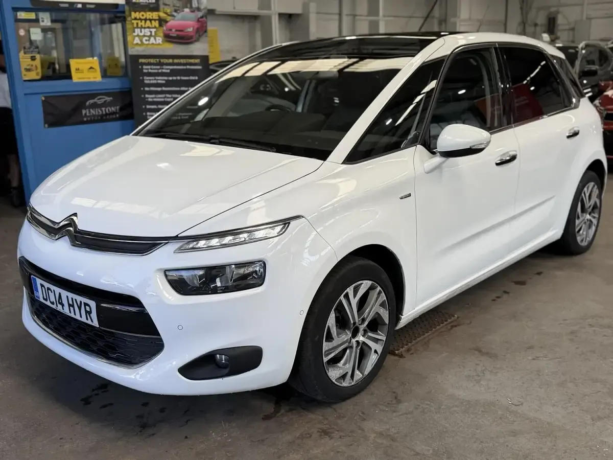 Used Citroën C4 Picasso Exclusive 115 HP (84 kW) 2014 White MPV