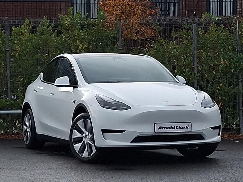 White Used 2023 Tesla Model Y RWD SUV | £26,498 (Fair price) - Image 1/4