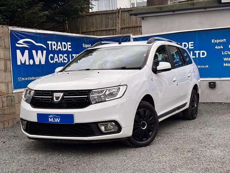 Used Dacia Logan MCV Lauréate 2018 White Estate