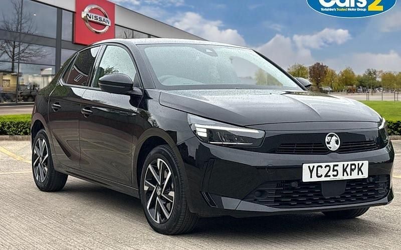 Second-hand Vauxhall Corsa 101 CP (74 kW) 2025 Negru Hatchback