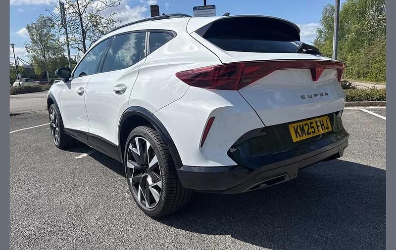 Used Cupra Formentor 147 HP (108 kW) 2025 White SUV