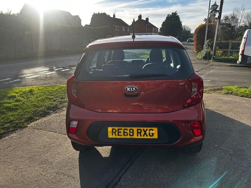 Used Kia Picanto 66 HP (48 kW) 2018 Orange Hatchback