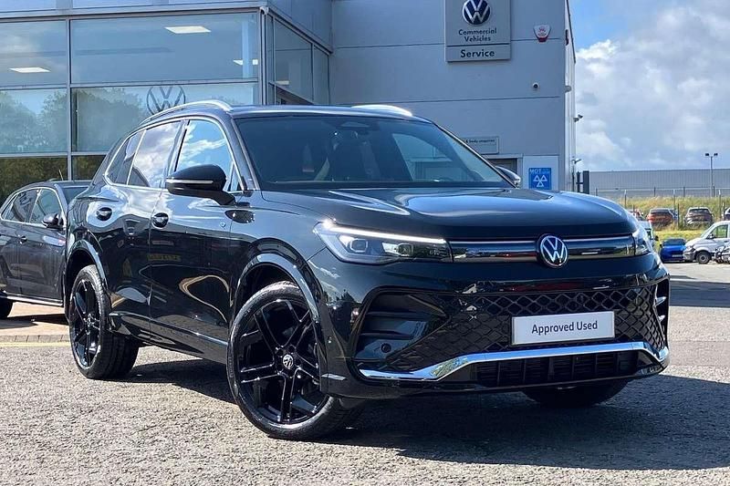 Black Used 2025 VW Tiguan R-line SUV | £38,995 (Expensive) - Image 1/4