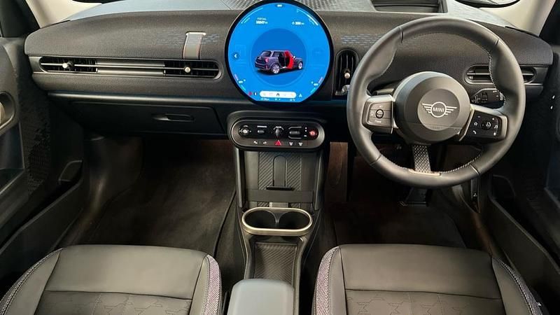 Used Mini Cooper S Hatch 201 HP (147 kW) 2024 Black Hatchback