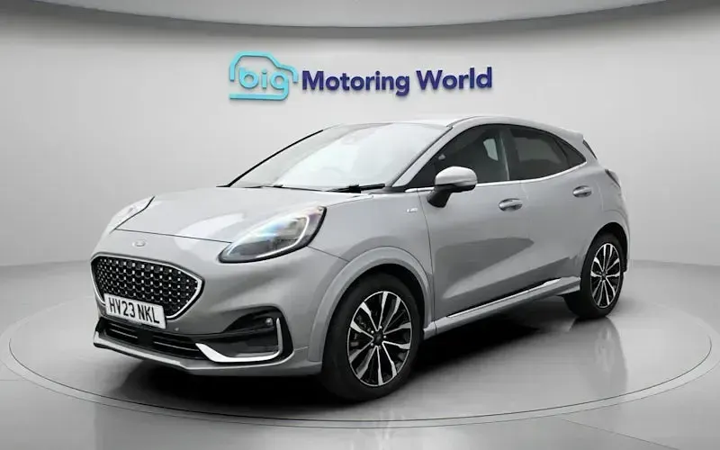 Käytetty Ford Puma ST-Line 155 HP (114 kW) 2023 Hopea Katumaasturi