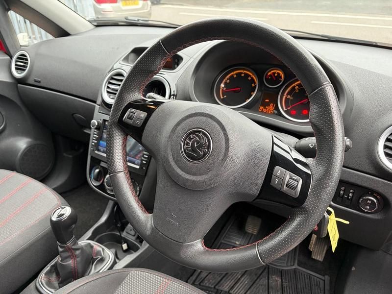Used Vauxhall Corsa 85 HP (62 kW) 2011 Red Hatchback