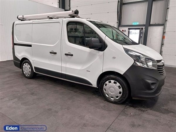 White Used 2016 Vauxhall Vivaro S Van | £8,628 (Fair price) - Image 1/1