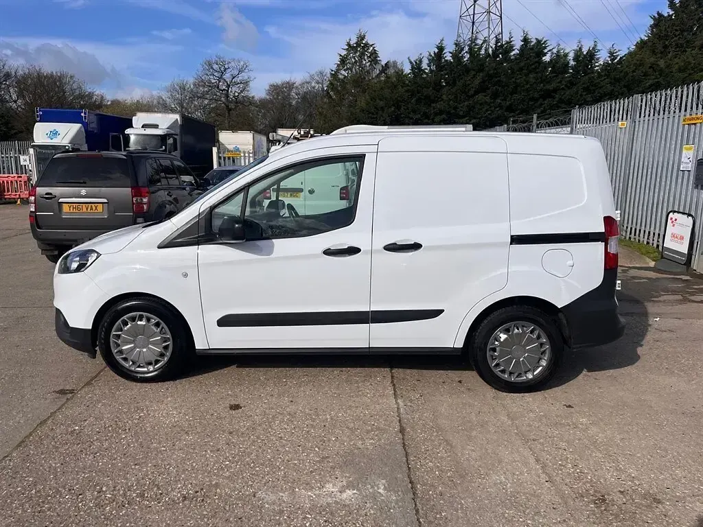 Used Ford Transit S 100 HP (73 kW) 2023 White Van