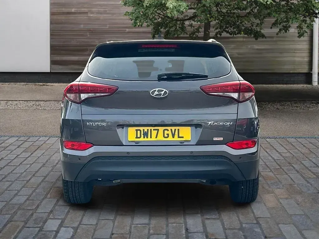 Gebraucht Hyundai Tucson Premium 116 PS (85 kW) 2017 Grau SUV