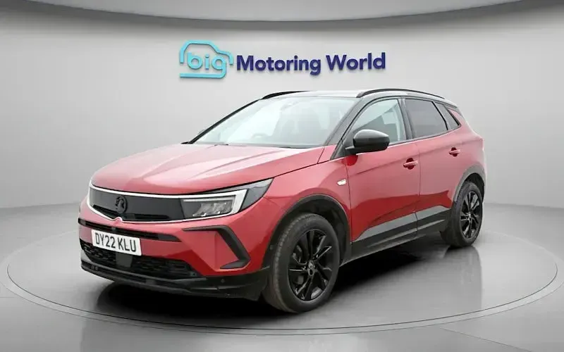 Used Vauxhall Grandland X GS Line 131 HP (96 kW) 2022 Red SUV