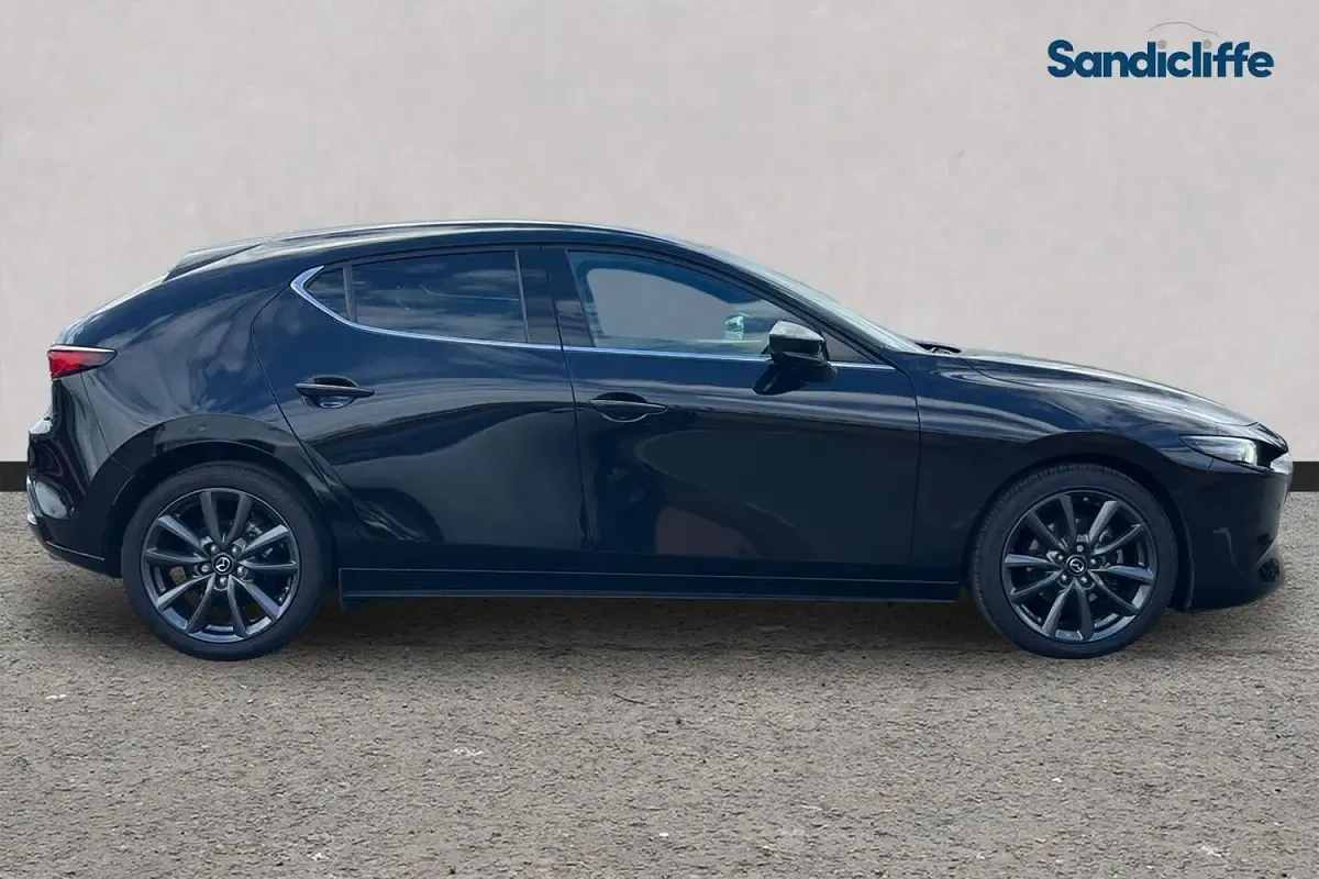 Gebraucht Mazda 3 Takumi-Line 162 PS (119 kW) 2023 Schwarz Kleinwagen