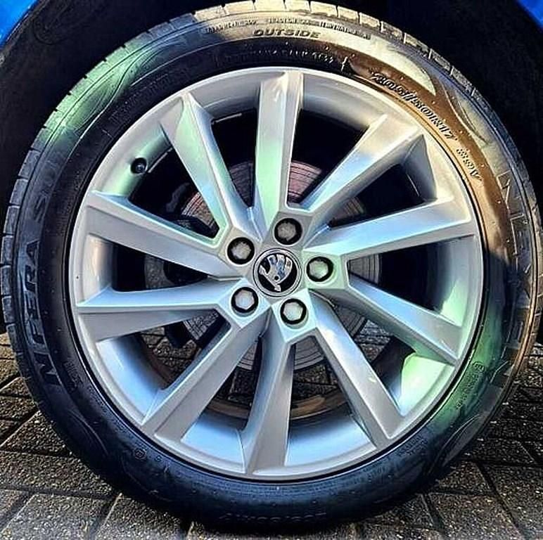 Used Skoda Scala SE L 115 HP (84 kW) 2024 Race blue metallic Hatchback