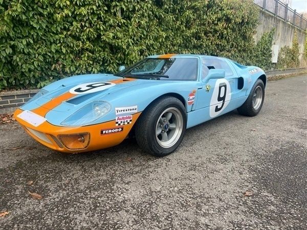Gulf blue Used 2017 Ford GT Coupe | £59,995 - Image 1/1