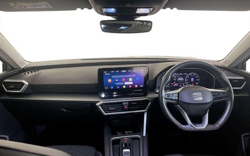 Used Seat Leon FR 204 HP (150 kW) 2023 Hatchback