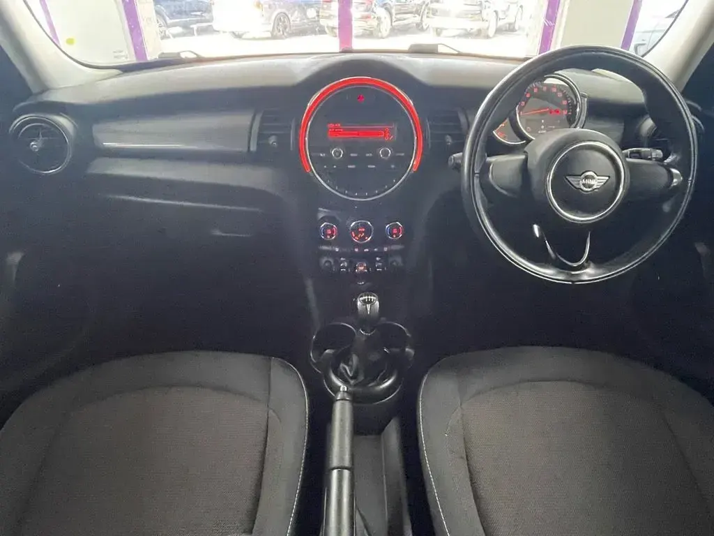Used Mini Cooper Hatch 136 HP (100 kW) 2018 Grey Hatchback