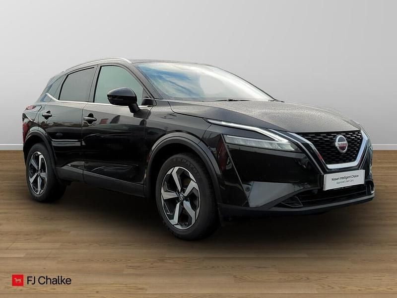Black Used 2021 Nissan Qashqai S SUV | £16,990 (A bit pricey) - Image 1/4