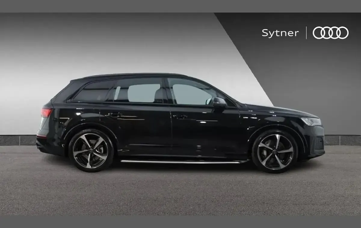 Used Audi Q7 Black Edition 281 HP (206 kW) 2023 Black SUV