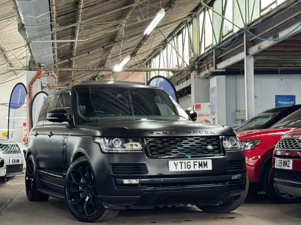 Used Land Rover Range Rover Vogue 339 HP (249 kW) 2016 Grey SUV