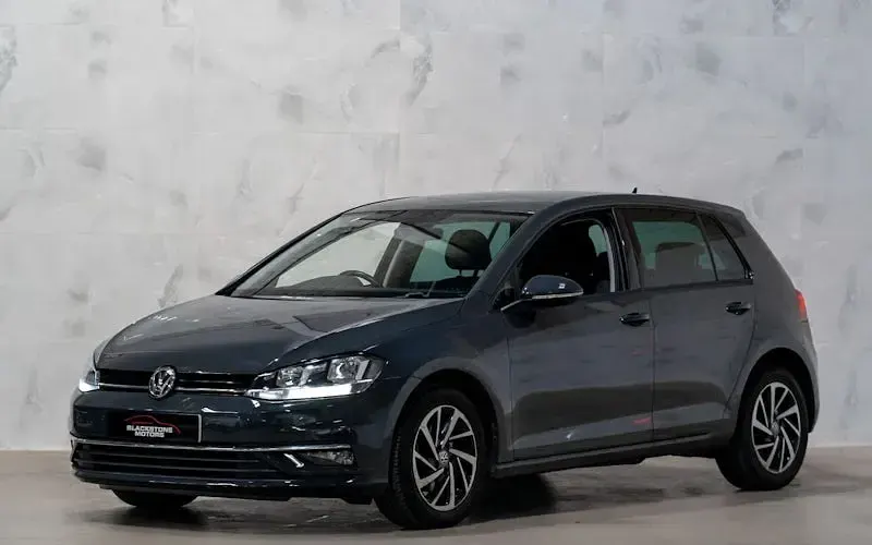 Used VW Golf VII Match 116 HP (85 kW) 2019 Grey Hatchback