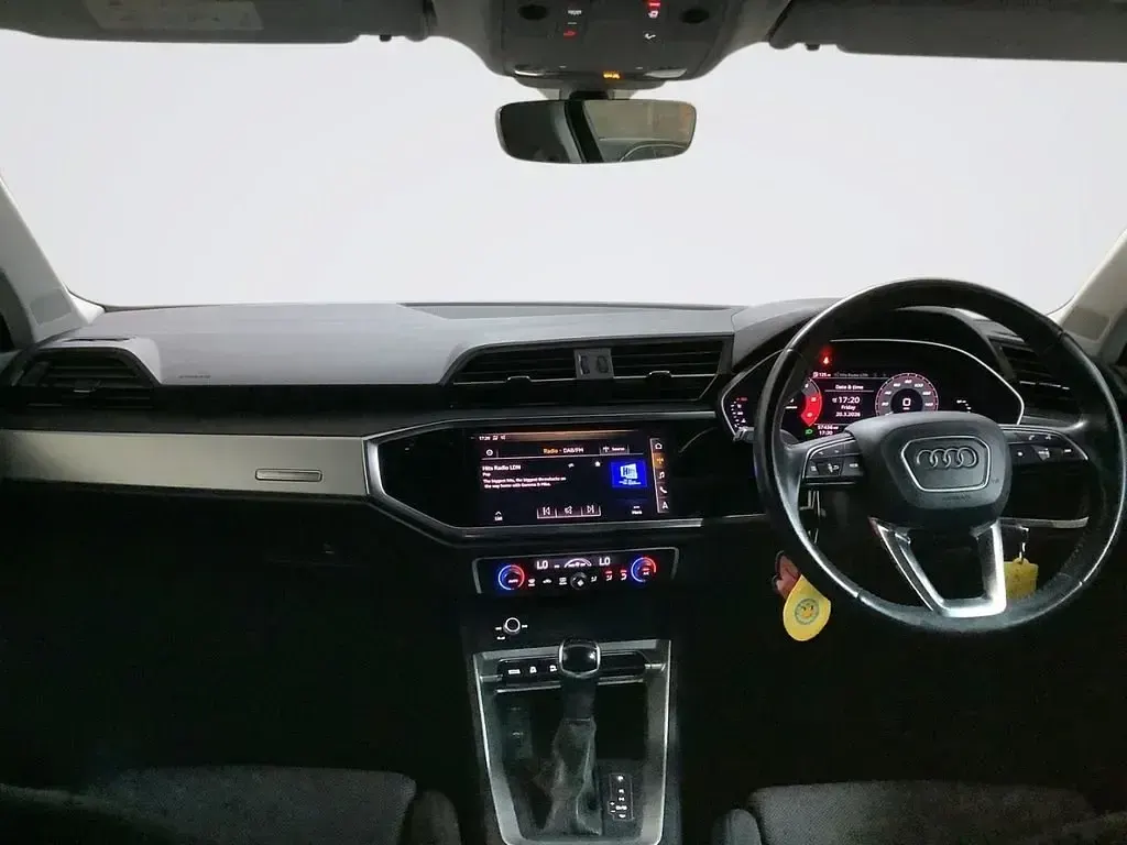 Second-hand Audi Q3 Sport 150 CP (110 kW) 2019 Negru SUV