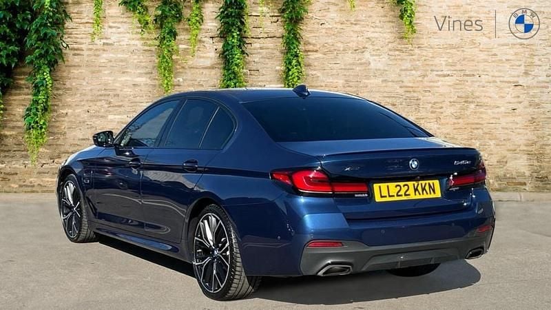 Used BMW 545e M Sport 389 HP (286 kW) 2022 Blue