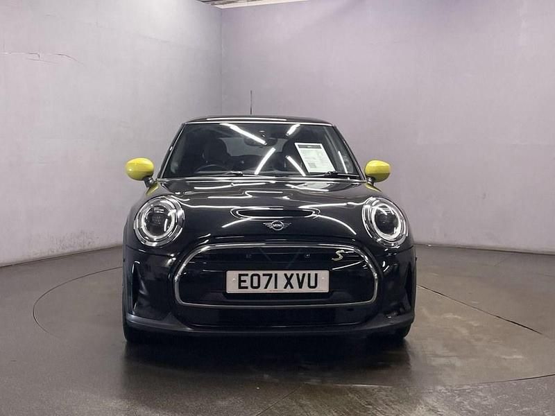 Used Mini Cooper SE Hatch 135 kW (184 HP) 2021 Black Hatchback