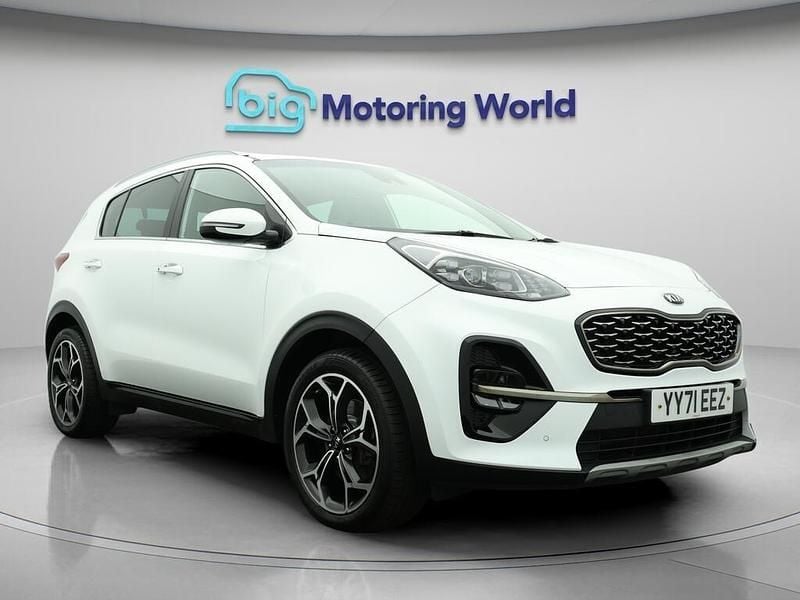 White Used 2021 Kia Sportage GT-Line SUV | £16,200 (Fair price) - Image 1/4