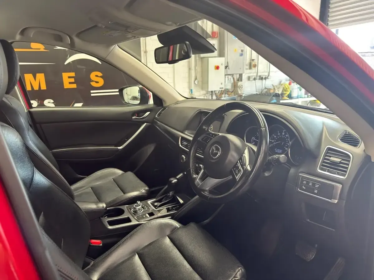 Used Mazda 6 Inclusive 175 HP (128 kW) 2016 Red Estate