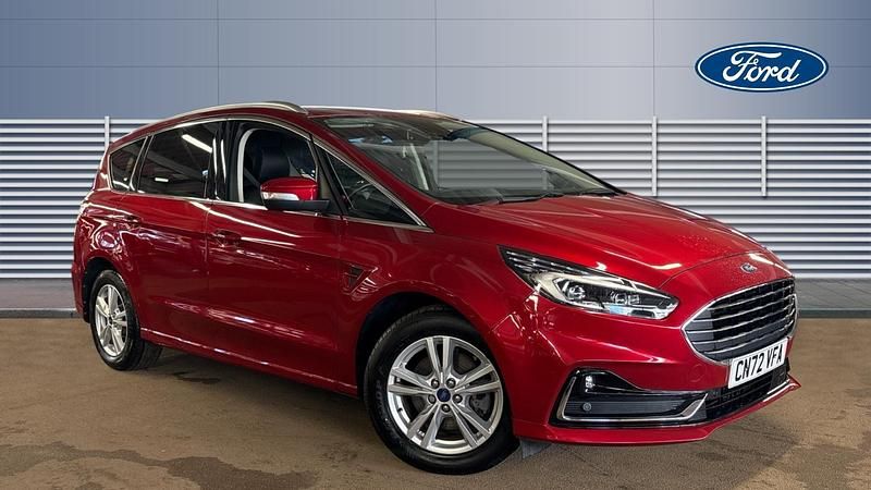 Used Ford S-MAX Titanium 190 HP (139 kW) 2022 Red MPV