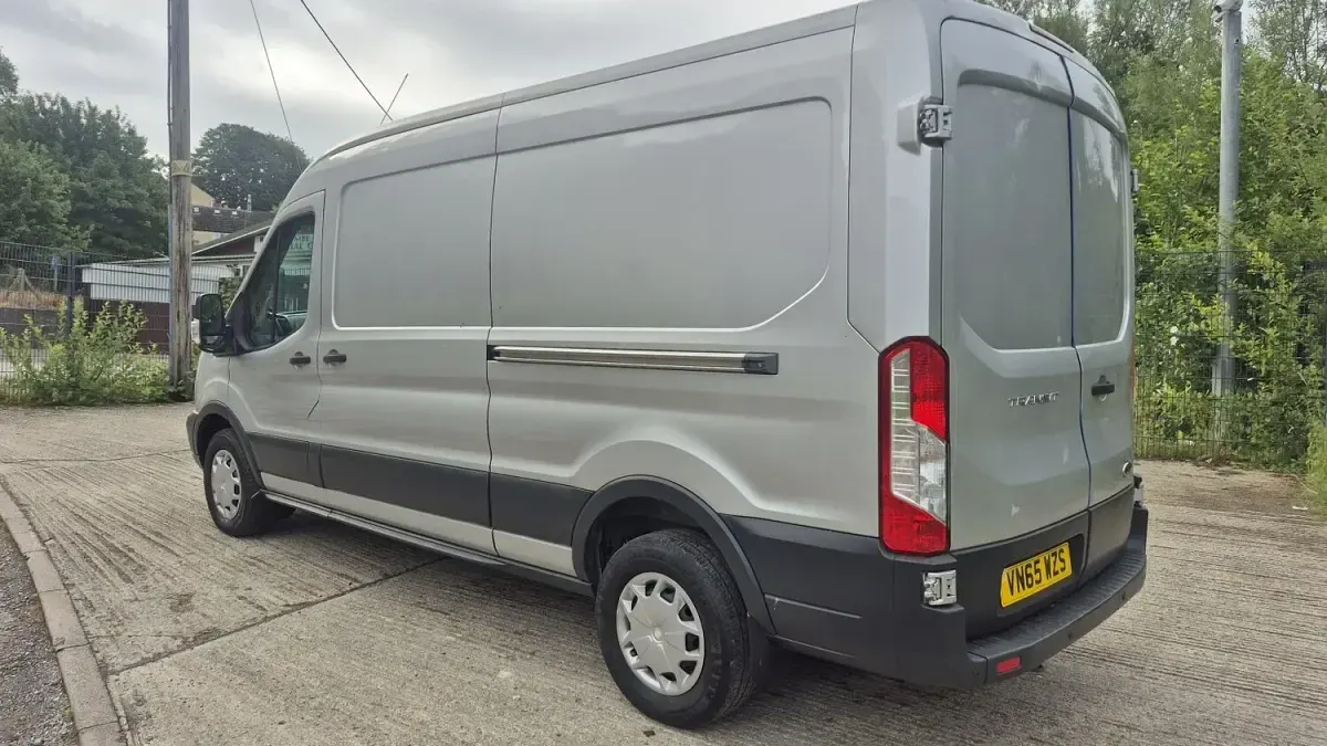 Used Ford Transit Trend 155 HP (114 kW) 2015 Silver Van