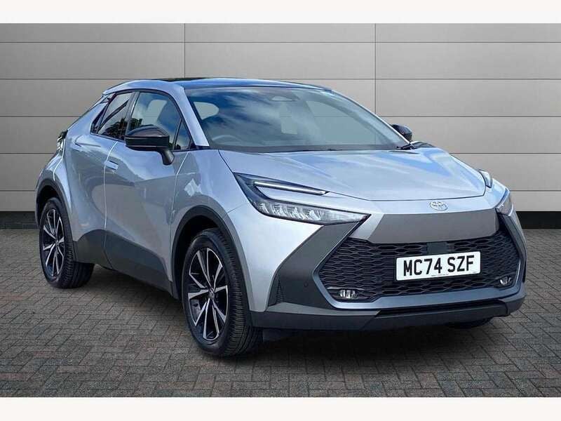 Silver Used 2025 Toyota C-HR Design SUV | £30,991 (Fair price) - Image 1/3