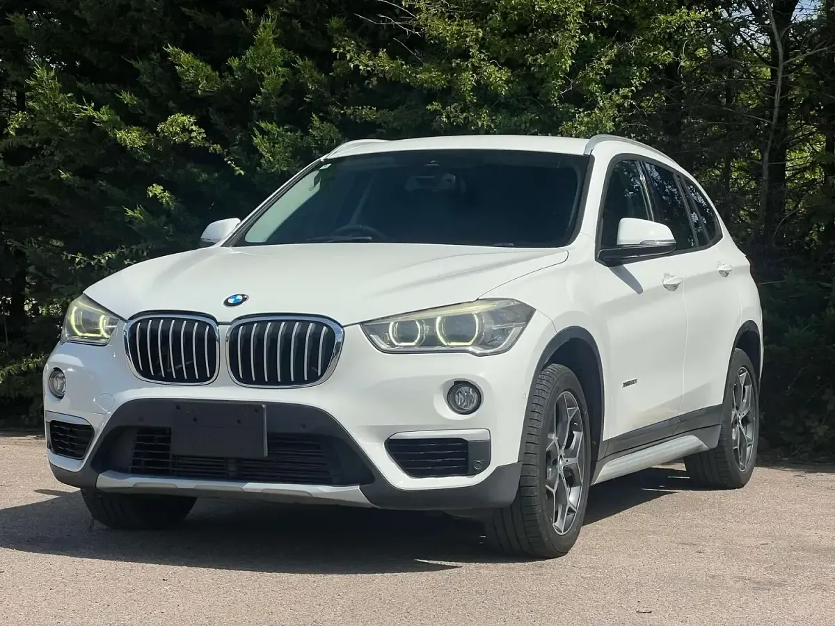 Used BMW X1 xLine 192 HP (141 kW) 2016 White SUV