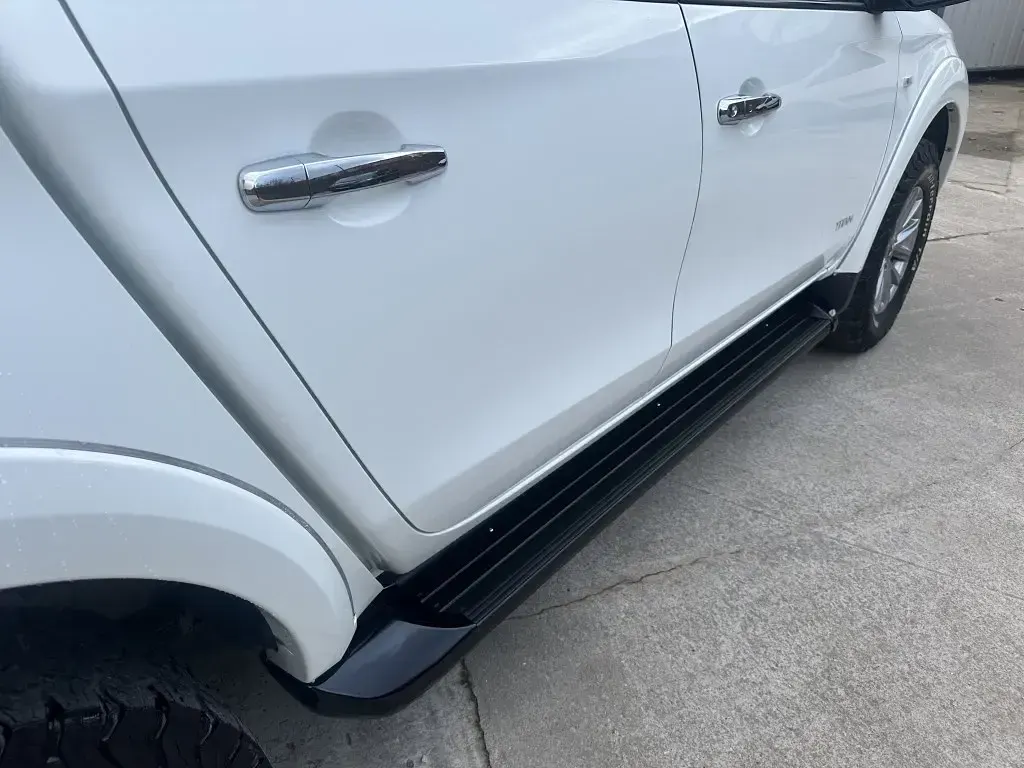 Begagnad Mitsubishi L200 178 HK (130 kW) 2015 Vit Pickup