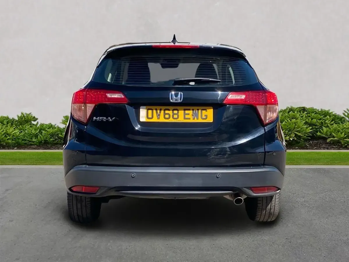Second-hand Honda HR-V SE 120 CP (88 kW) 2018 Negru SUV